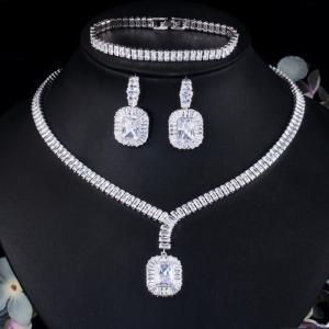 Wholesale Hot Selling Luxury Leaf Engagement CZ Earring Necklace Bracele Bridal Jewelry Bracele Jewelry Set For Women Accessories from china suppliers