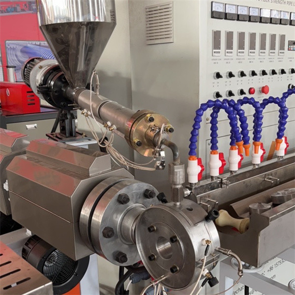 High Efficiency PVC Pipe Making Machine Manufacturers Plastic Tube Extruder
