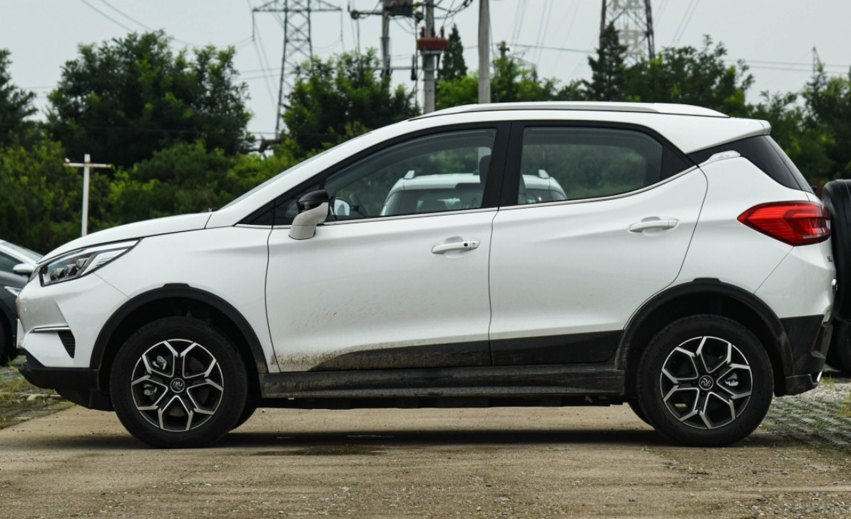 Byd Yuan Pro 2021 Model 301KM Comfort Small SUV 5 Door 5 Seats Electric