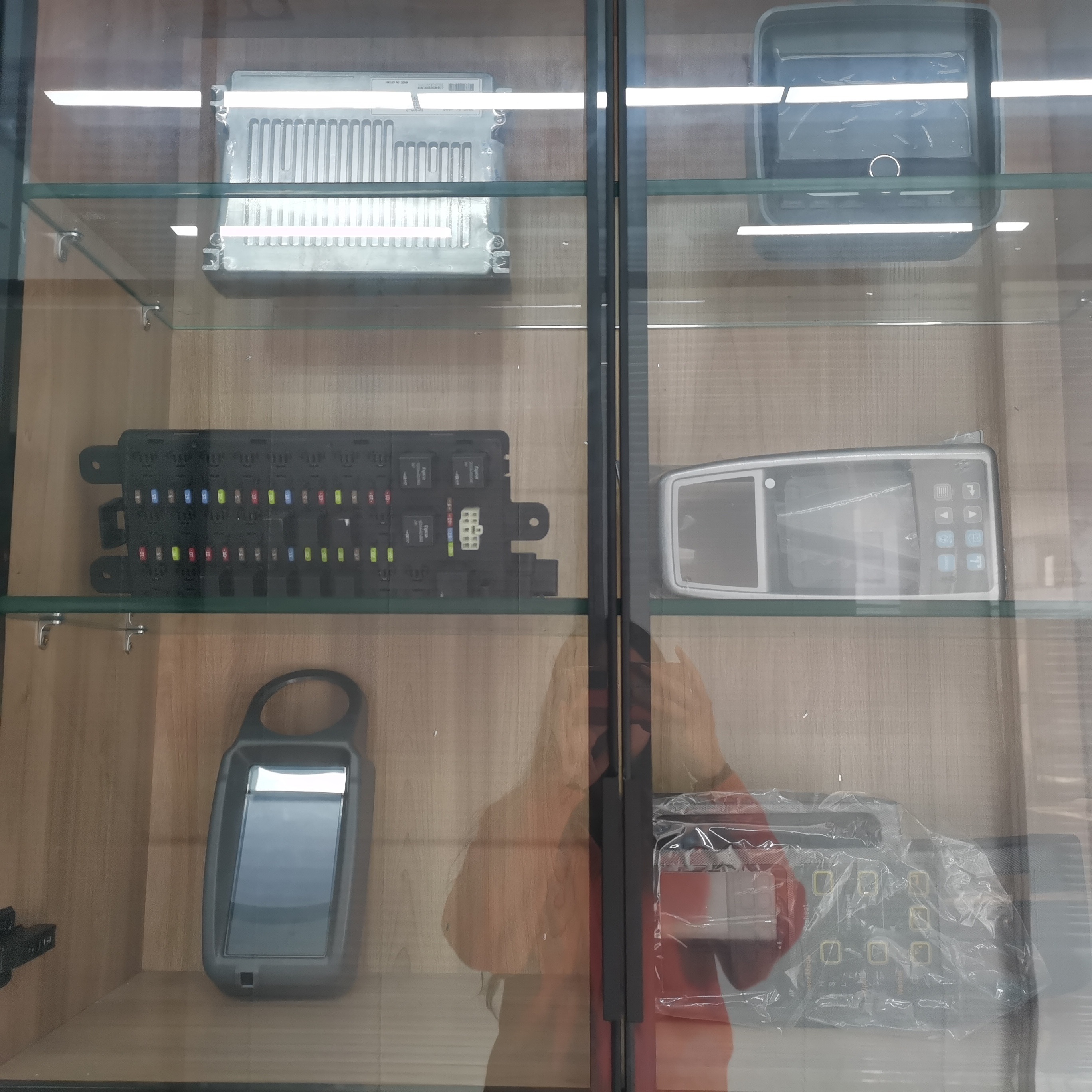 Upgrade Your Construction Works with Our Top- Excavator Monitor Display Computer Board