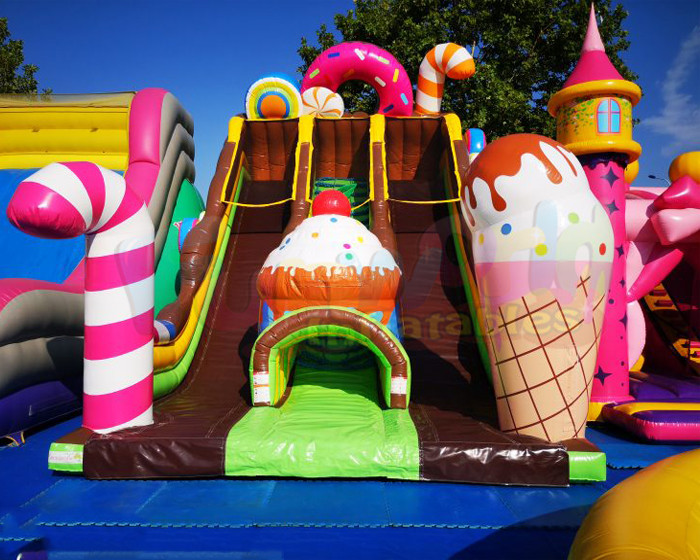EN14960 Commercial Inflatable Slide Kids Candy Bouncy Castle