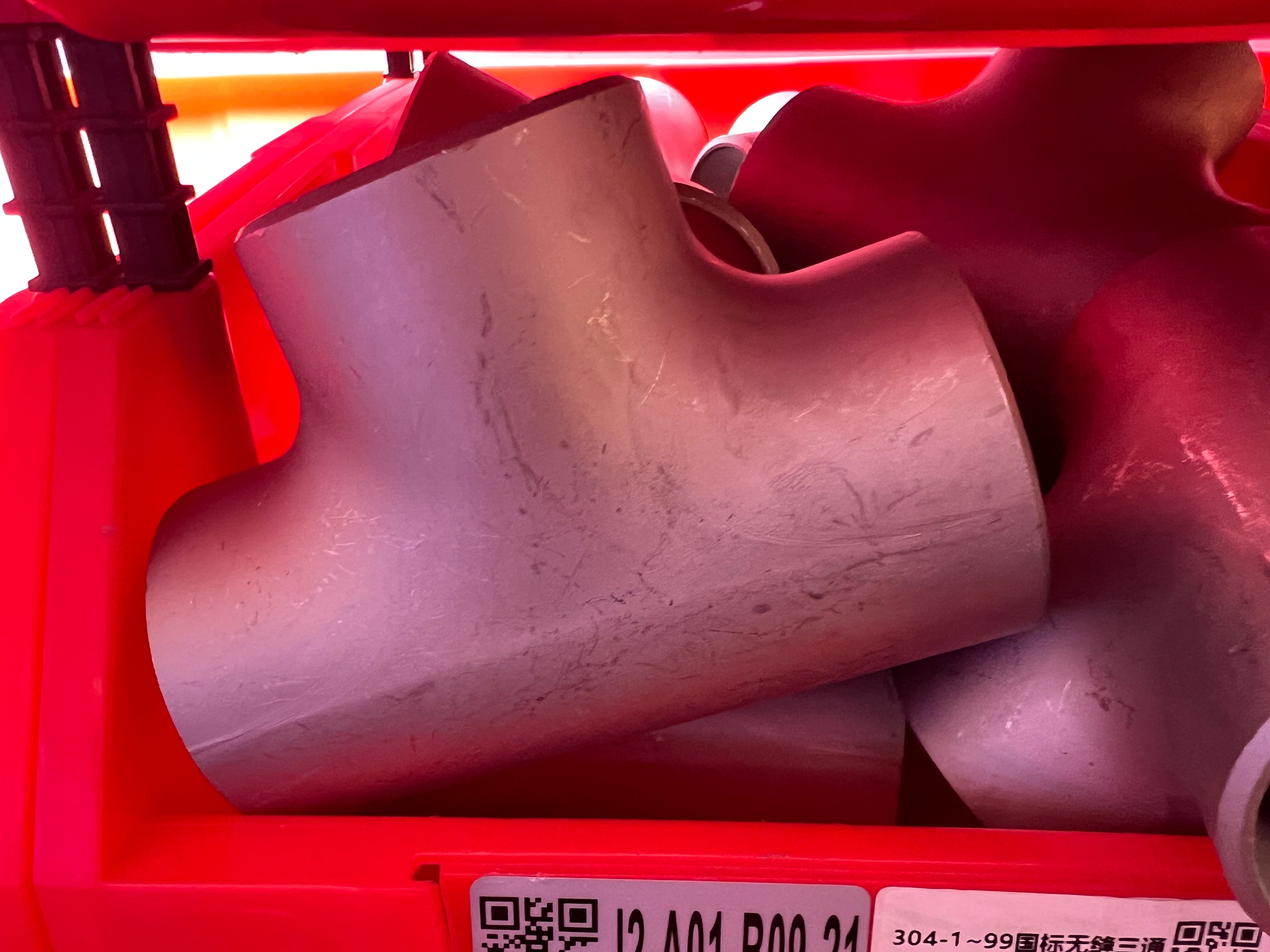 EN ASTM AISI DIN JIS SS Welded Tube Stainless Steel Equal Tee Butt Welded Pipe Fittings