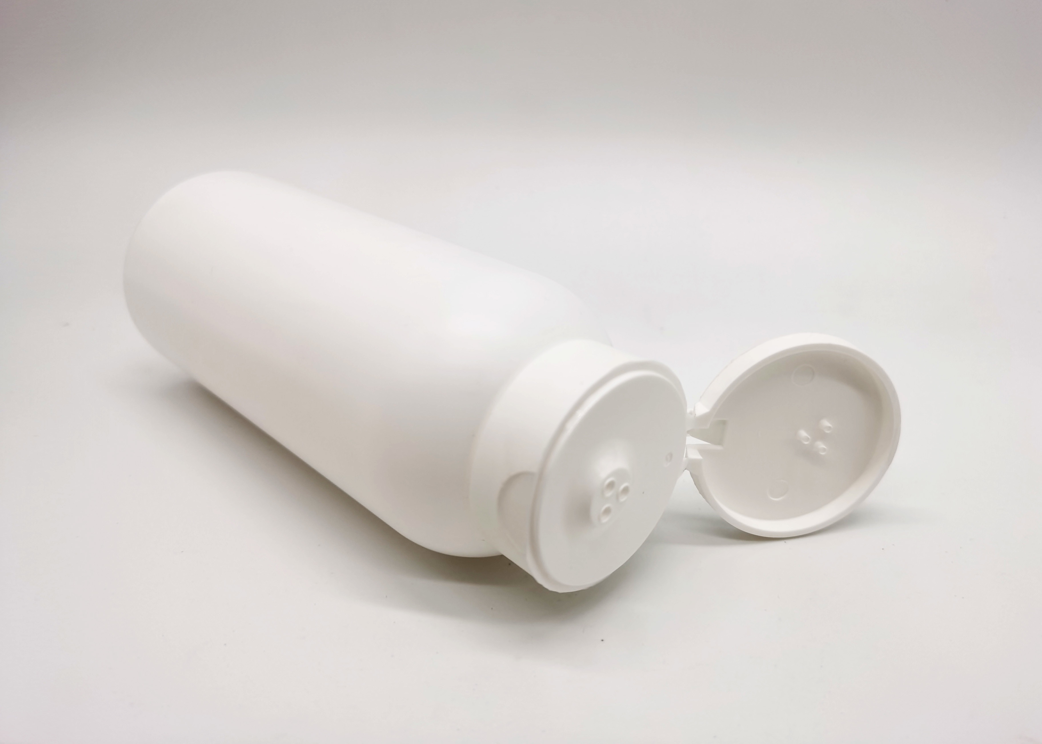 200ml White PET Plastic Cosmetic Bottles With Flip Top Cap