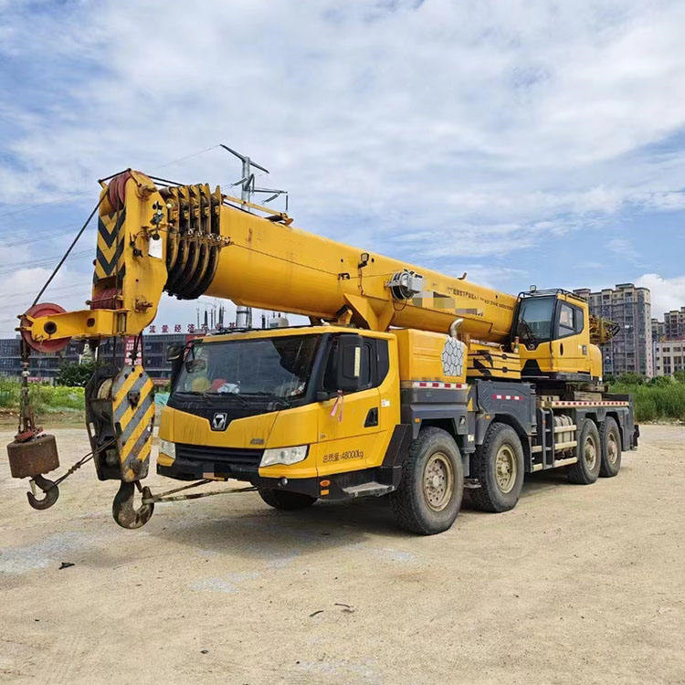 130 Ton Crane XCT130 Telescopic Spider Crane Truck Original Color Working Hours 2001-4000