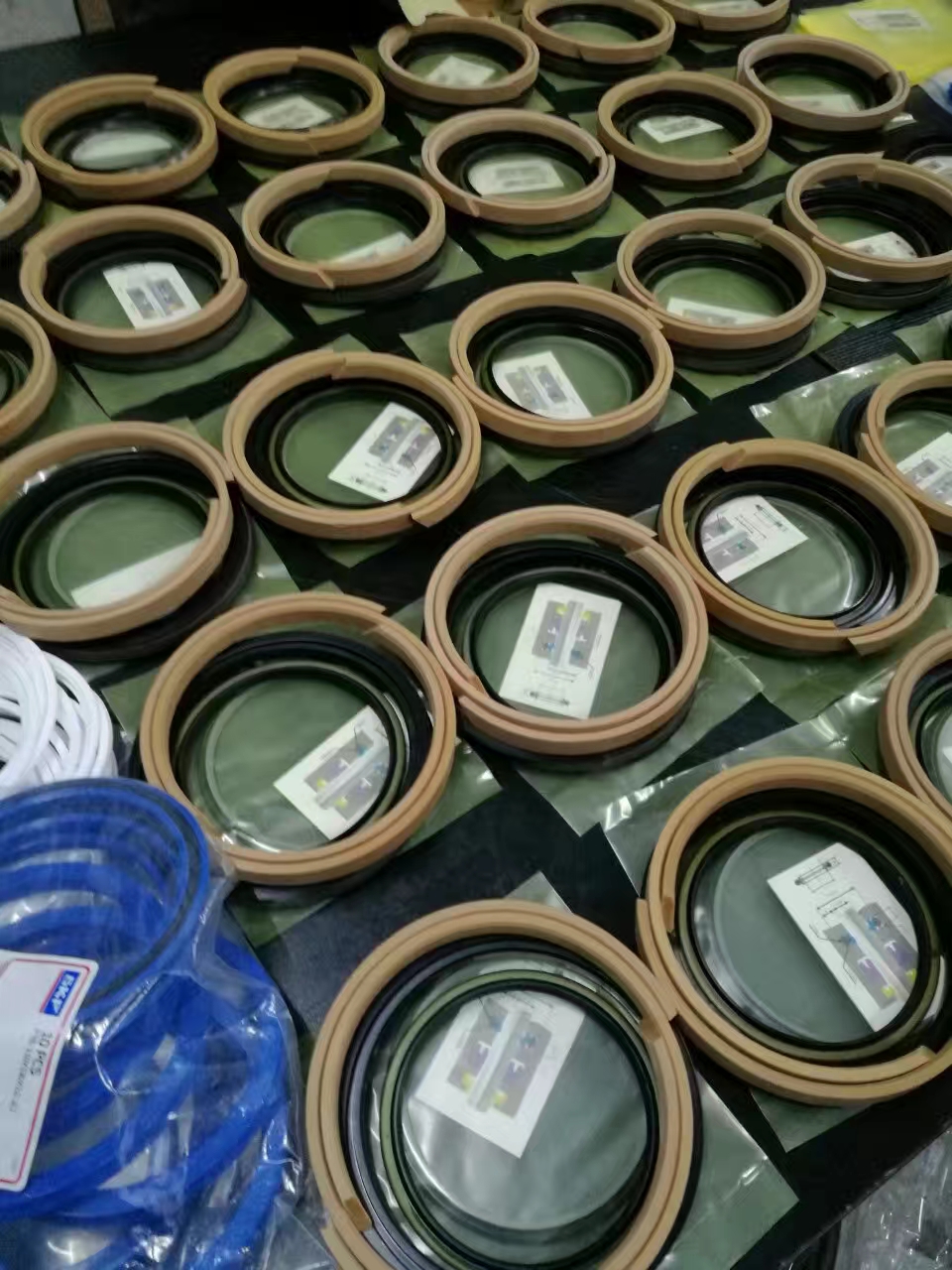 656 PCS Excavator Spare Parts , Rubber O Ring Kit For Excavator