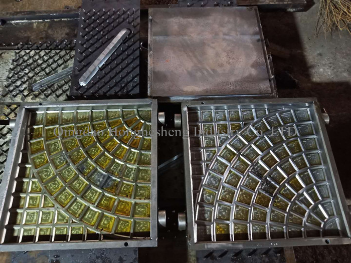 50 Ton 550*550 Paver Tile Making Machine Four Flooring Tile Rubber Mold Vulcanizer