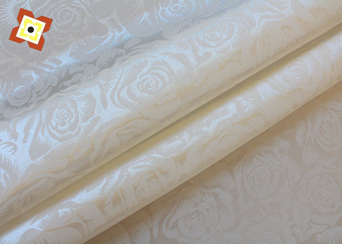 550cm Mattress Quilting Fabric Lifelike Breathable Refreshing Flowers Digital Print Eco - Friendly