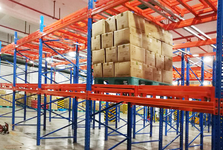 Push Back Pallet Racking Warehouse Storage Rack