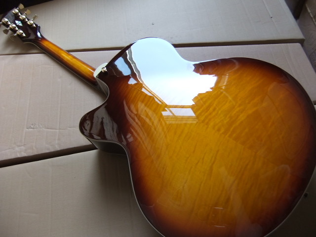 Wholesale New Rare Jazz Electric Guitar L-5 Model With Flower Pickuguard and Tailpiece and Headstock In Sunburst