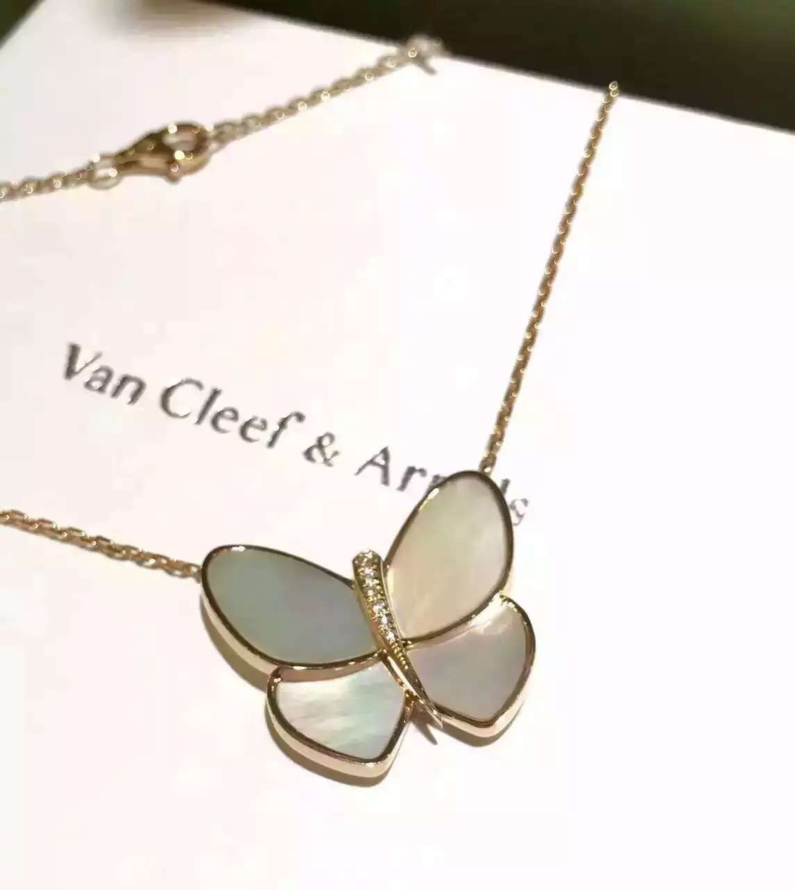 China Factory Make Van Cleef & Arpels Butterfly Necklace18K Yellow Gold Necklace VCARA63400