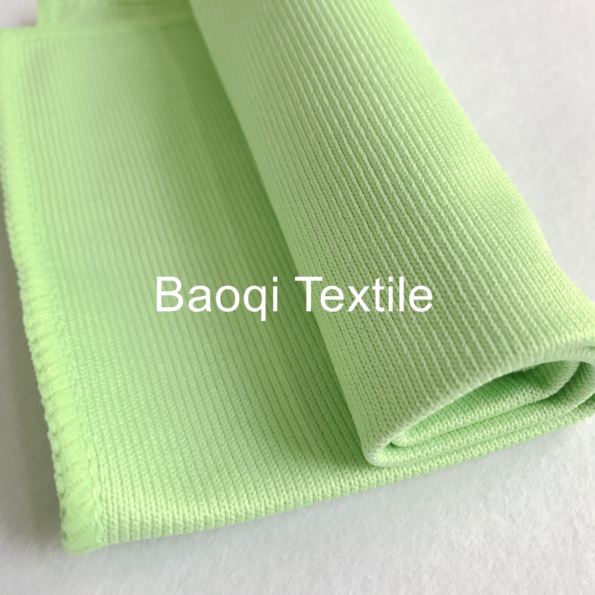 Green color size 12”microfiber glasses towel polyester soft plush cleaning towels microfiber water dry rugs from China