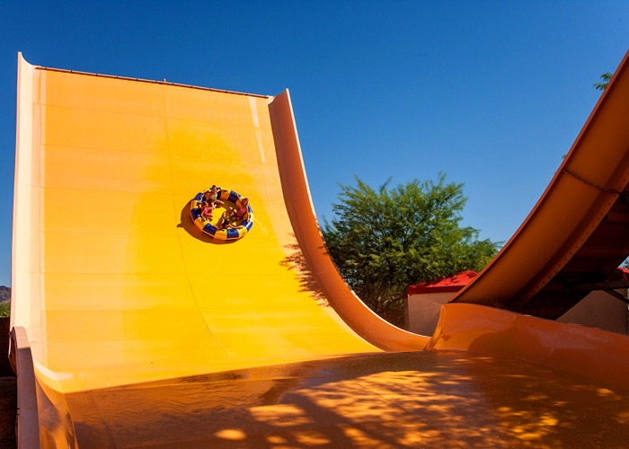 Fiberglass Boomerango Water Slide Commercial Water Park Equipment UV Resistant