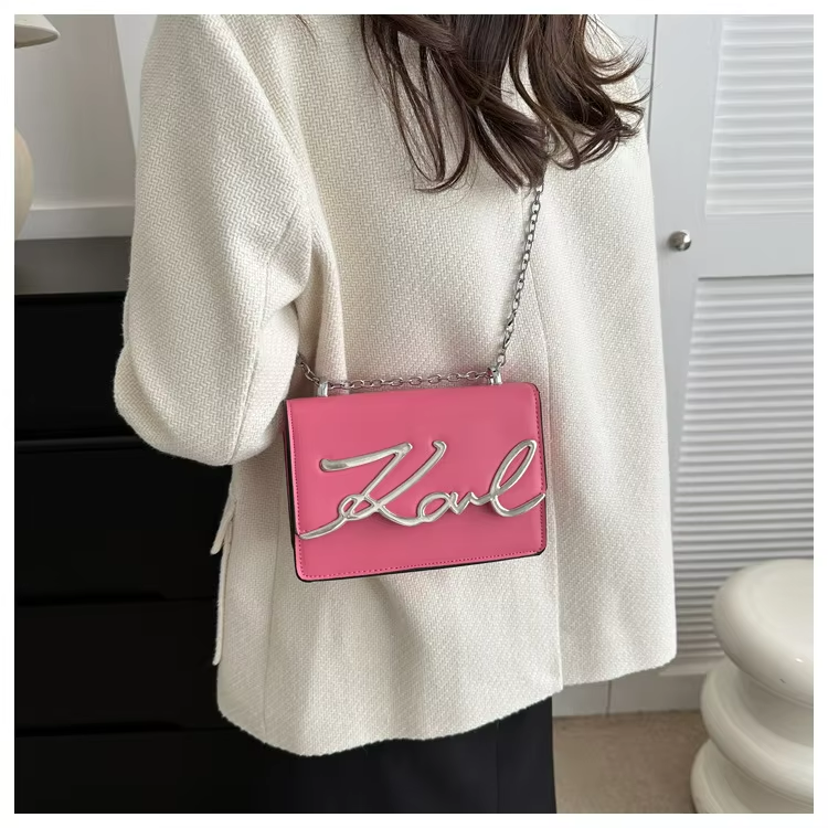 Large Capacity Luxurious PU Leather Women's Shoulder Tote Bag for Sophisticated Women