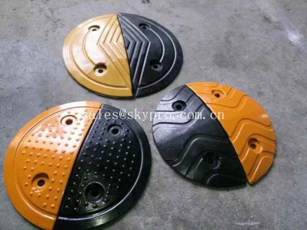 Quality 750mm Rubber Wheel Chock Stopper for Car Parking / Industrial Striped Rubber Parking Blocks for sale