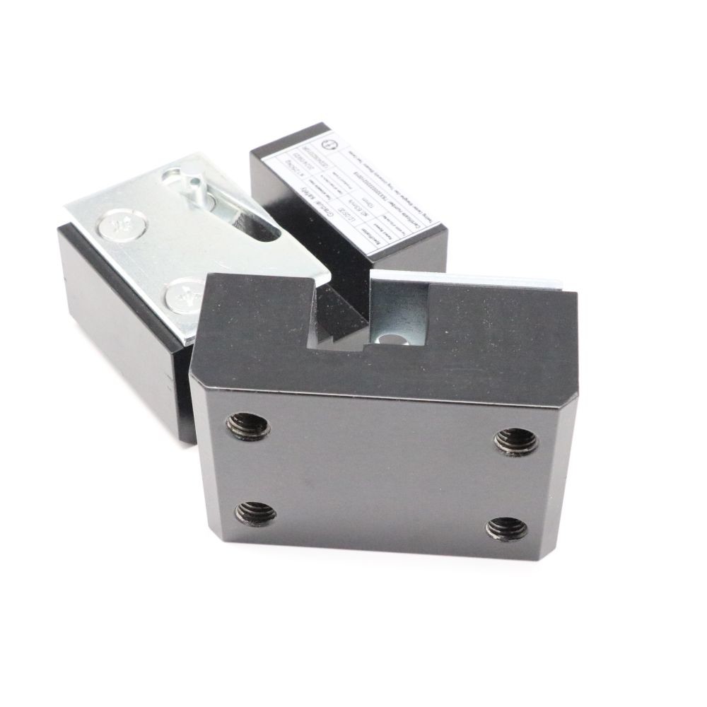 Elevator Instantaneous Safety Clamp With ≤1250kg Gross Mass