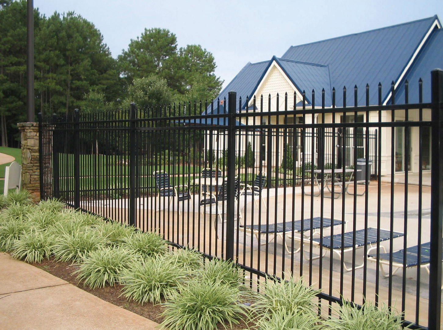 Pressed Spear ,Crimped Spear Tubular Fence Garrison Fencing for sale
