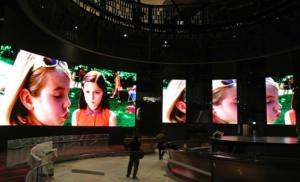 Wholesale P4 Indoor Led Display Screen SMD2121 800 Watt 1R1G1B 140° Viewing Angle 50/60hz from china suppliers
