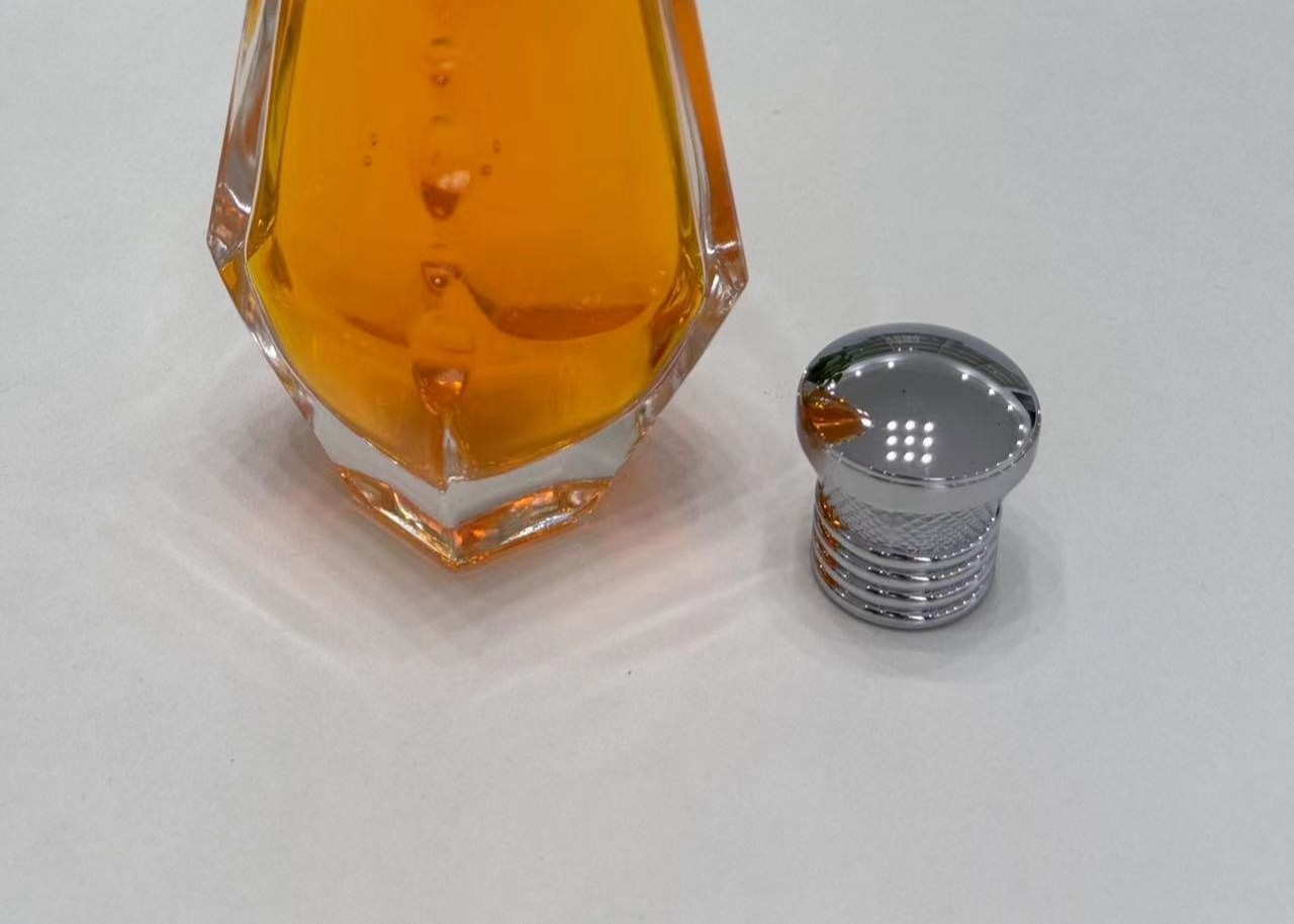 Custom Branding and Personalization Metal Perfume Cap Zinc Alloy Perfume Lids