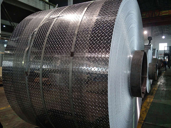 Alloy 5052 Aluminum Sheet , Mill Finish Aluminum Tread Plate Anti Skid