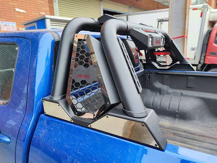 Universal Steel Truck Roll Bar For Triton Hilux Revo 2015+ NP300 With Lights