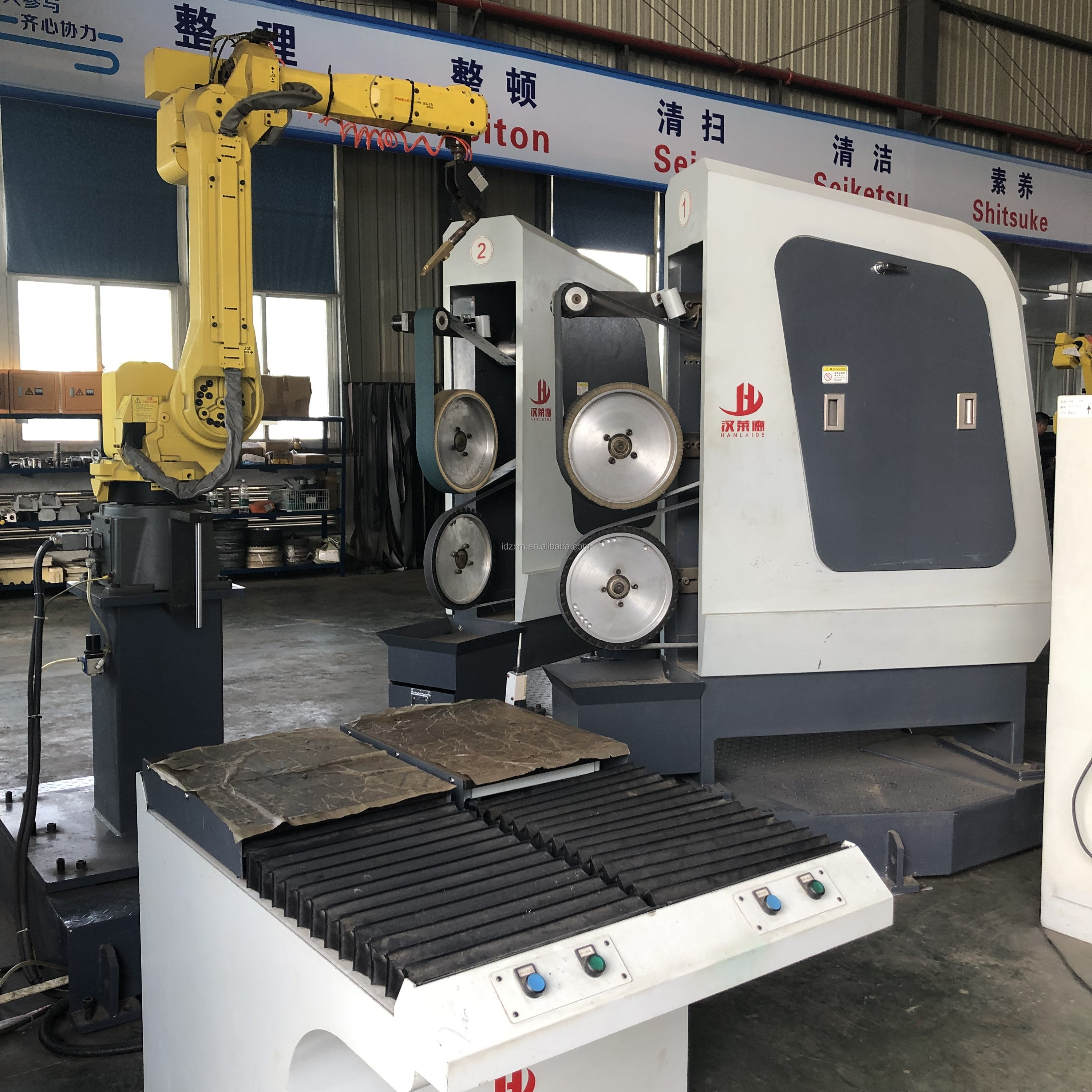 Automatic Position Compensation Robotic Metal Deburring Machine For Brass Faucet