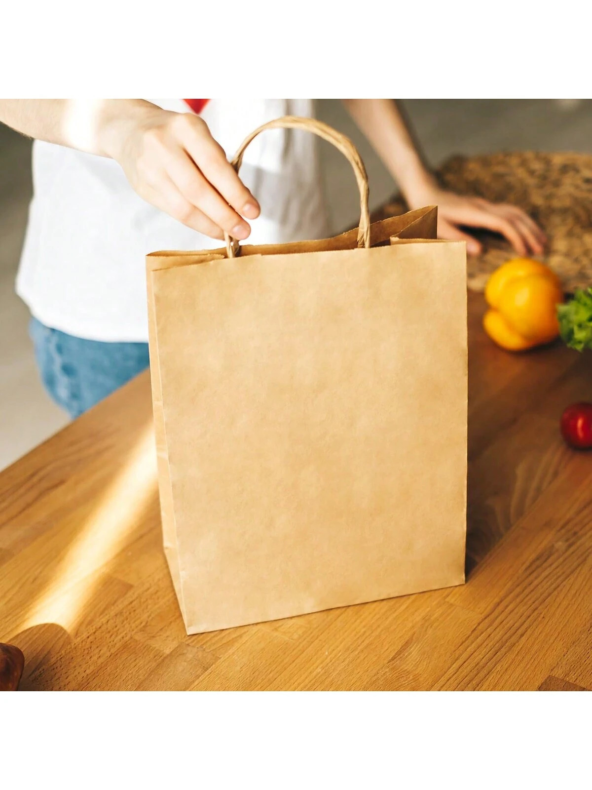 Eco Friendly Brown Paper Gift Bag With Self Adhesive Closure