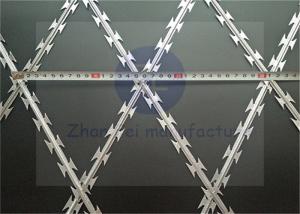 Wholesale 2.5mm wire diameter 75x150mm Diamond Hole Welded Razor Wire Mesh Fence from china suppliers