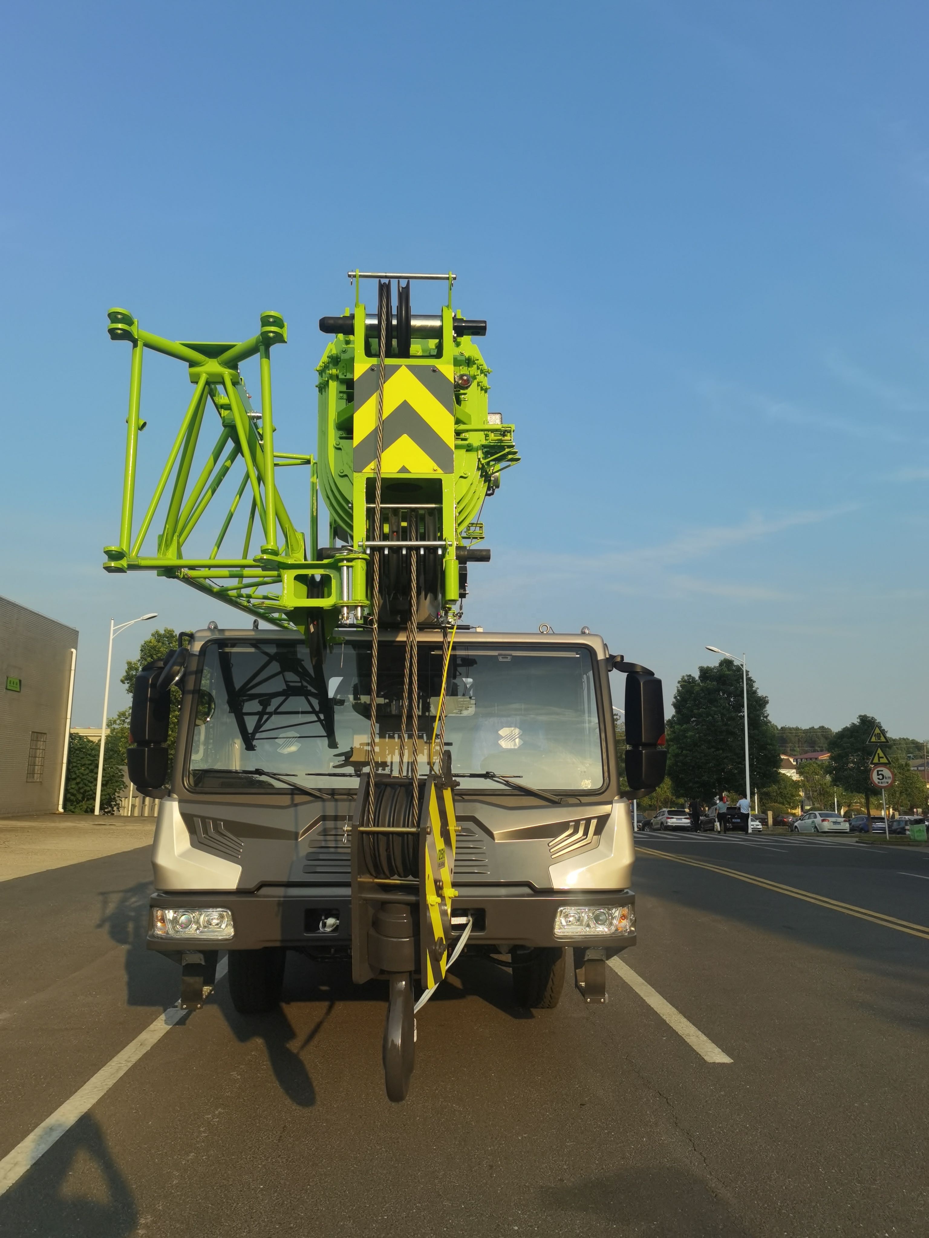 45ton MOOG Hydraulic Pump Truck Cranes Superior Performance for Heavy Duty Projects