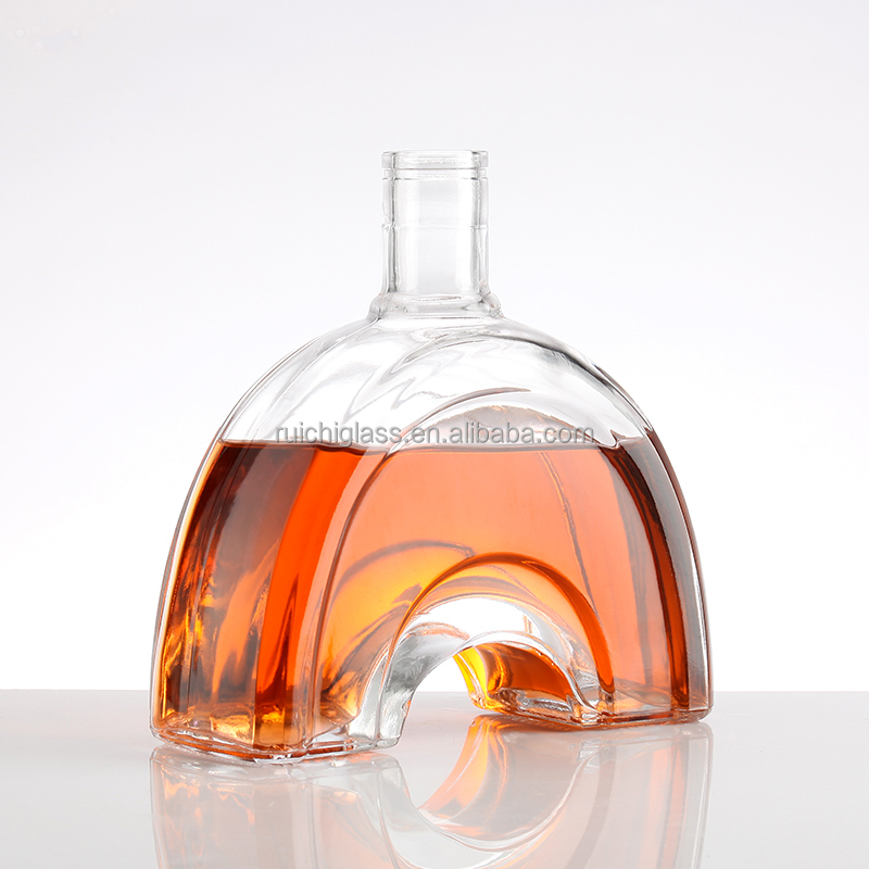 Customized XO Brandy 500ml 700ml Liquor Glass Bottles for Distribution