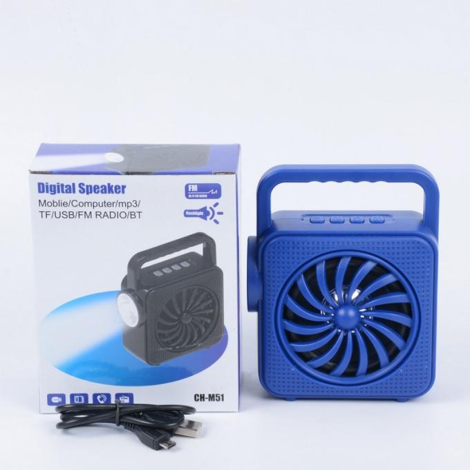 CH-M51 Portable Flashlight Bluetooth Speaker Built-in 18650 500mAh lithium-ion battery Output power: 4Ω3W