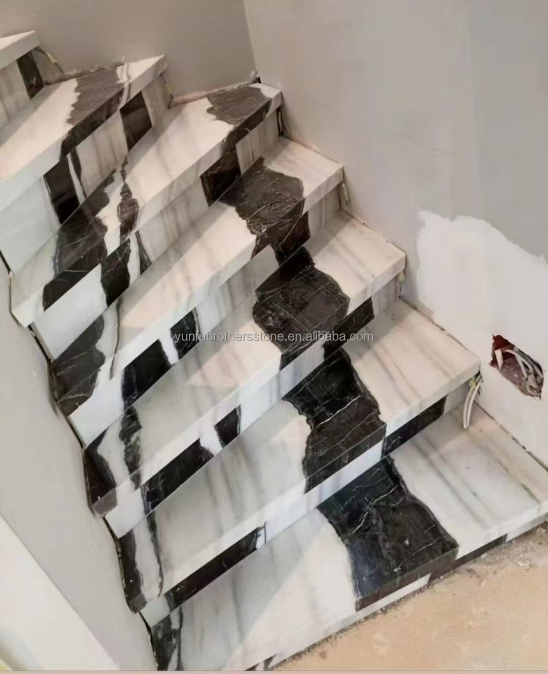 Easy Installation Panda White Marble Stairs with Modern Design and LED Wall Lights