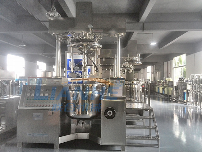 SGS 120 Degree Shampoo Manufacturing Machine , 500L Equipment For Making Cosmetics