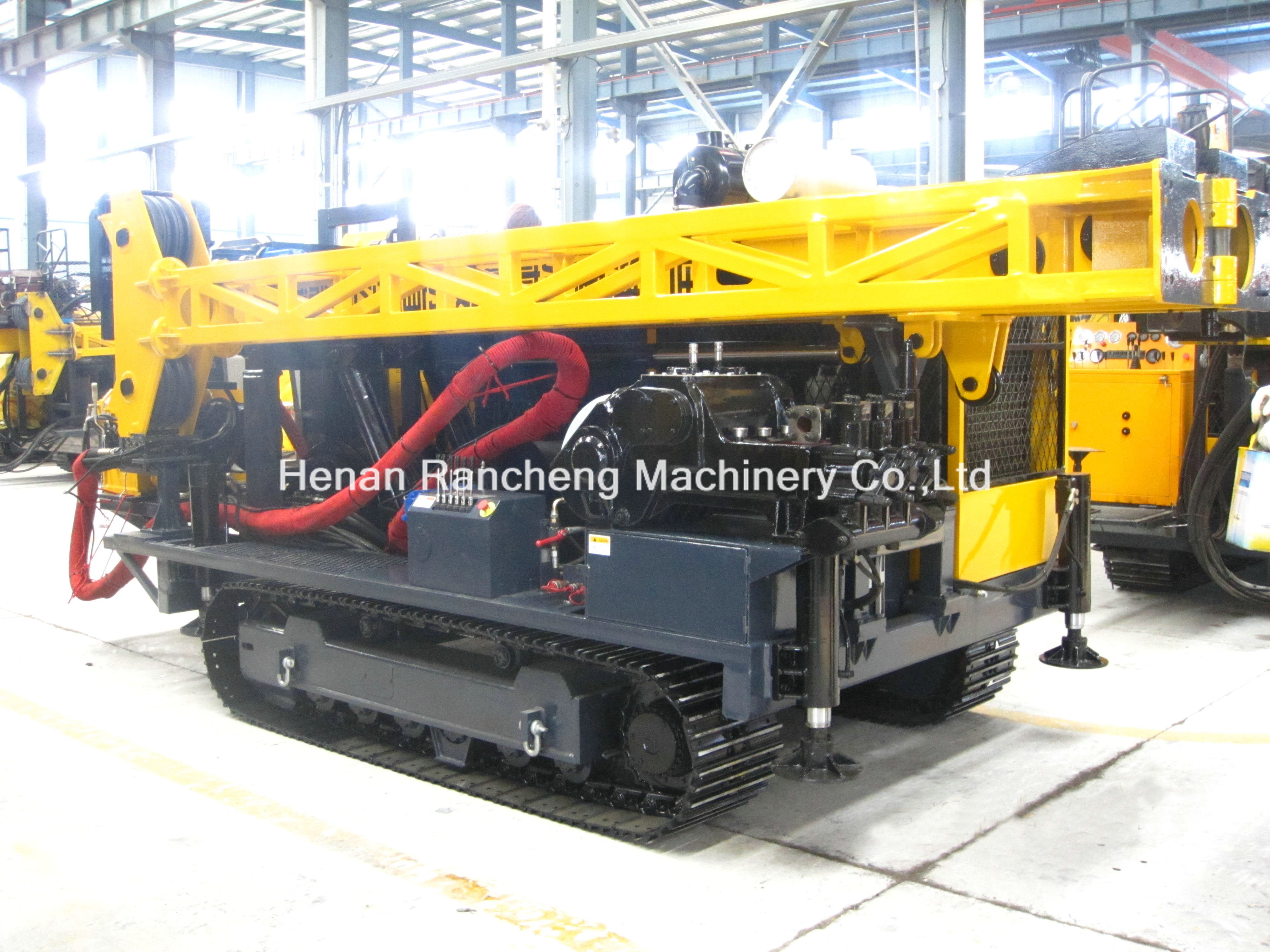 Crawler Mounted Core Drilling Rig 240HP Diesel Engine 1000m - 2000m Depth
