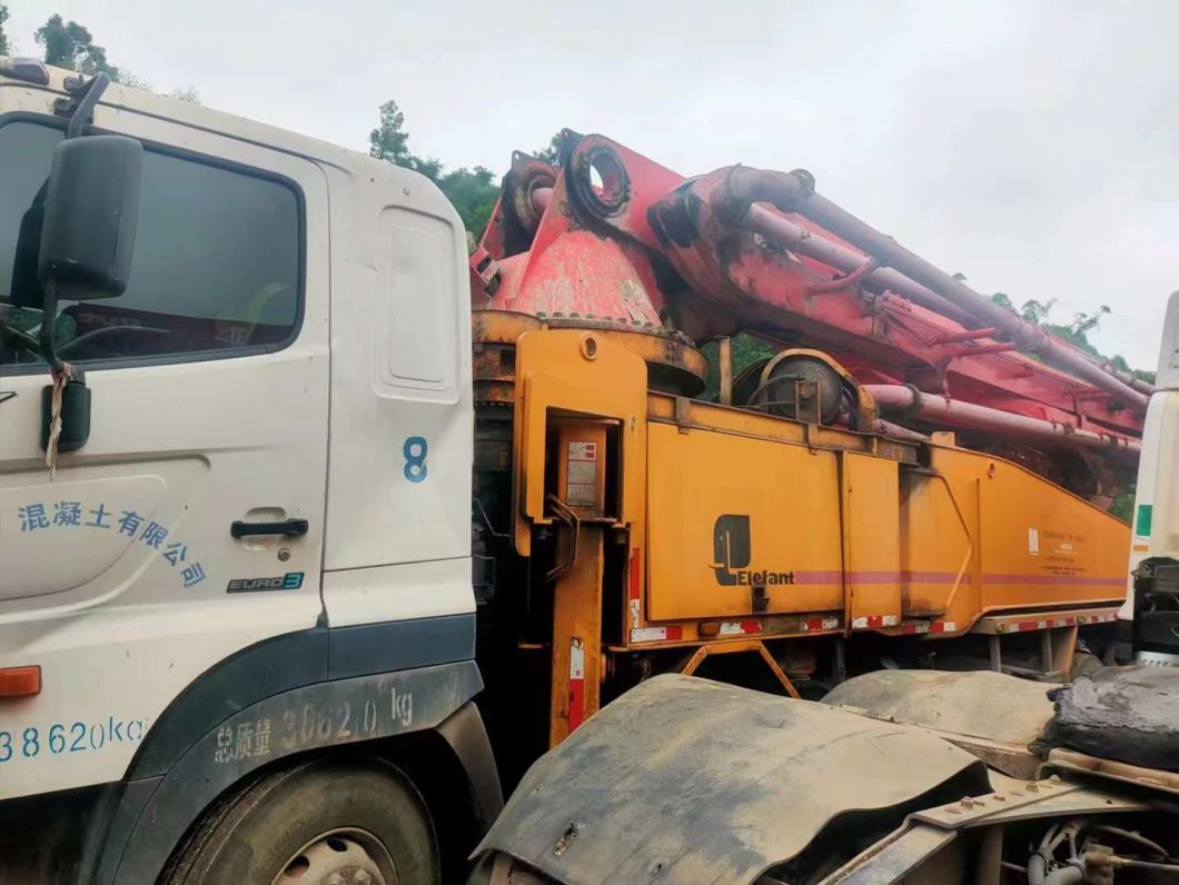 Concrete-Mixer Truck Putzmeister 49 Meter Used Truck-Mounted Concrete Pump