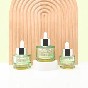Wholesale Green Glass Essential Oil Serum Dropper Bottles 20ml 30ml 50ml from china suppliers