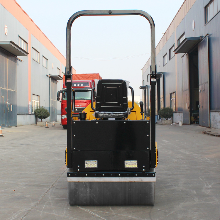 Full Hydraulic 2 Ton Ride-On Double Drum Vibratory Roller Compactor with CHANGCHAI Engine