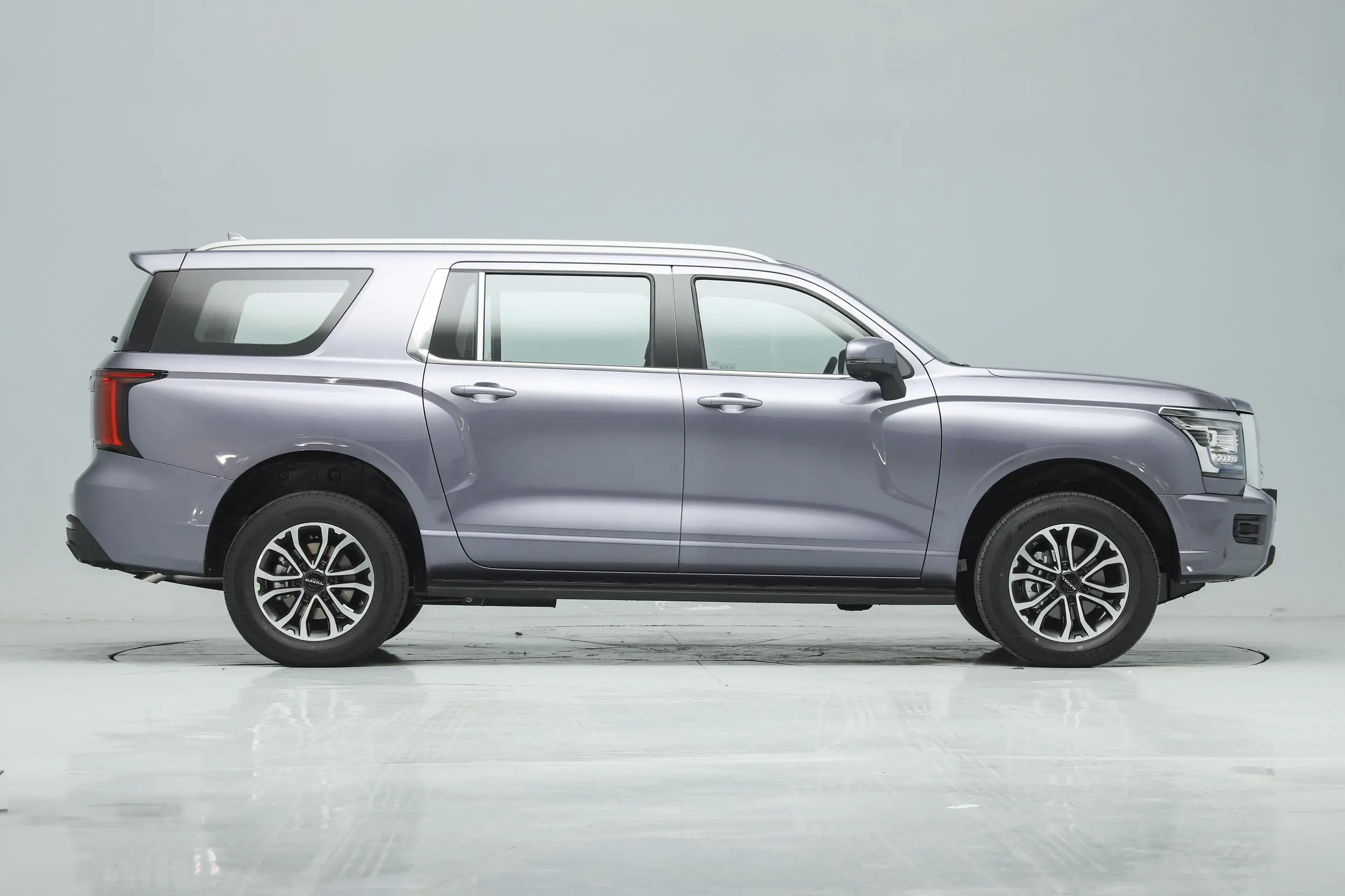 SUV 2023 Great Wall HAVAL H5 Electric Diesel Engine Leather Turbo Multi-function Automatic Tank 500 Car R17 LED Camera