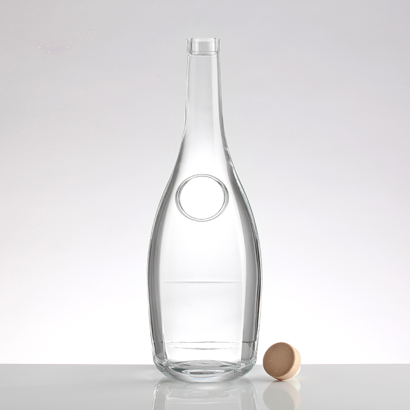 Aluminum Plastic PP Collar Material 500 ml Transparent Customized Embossed Liquor Bottle