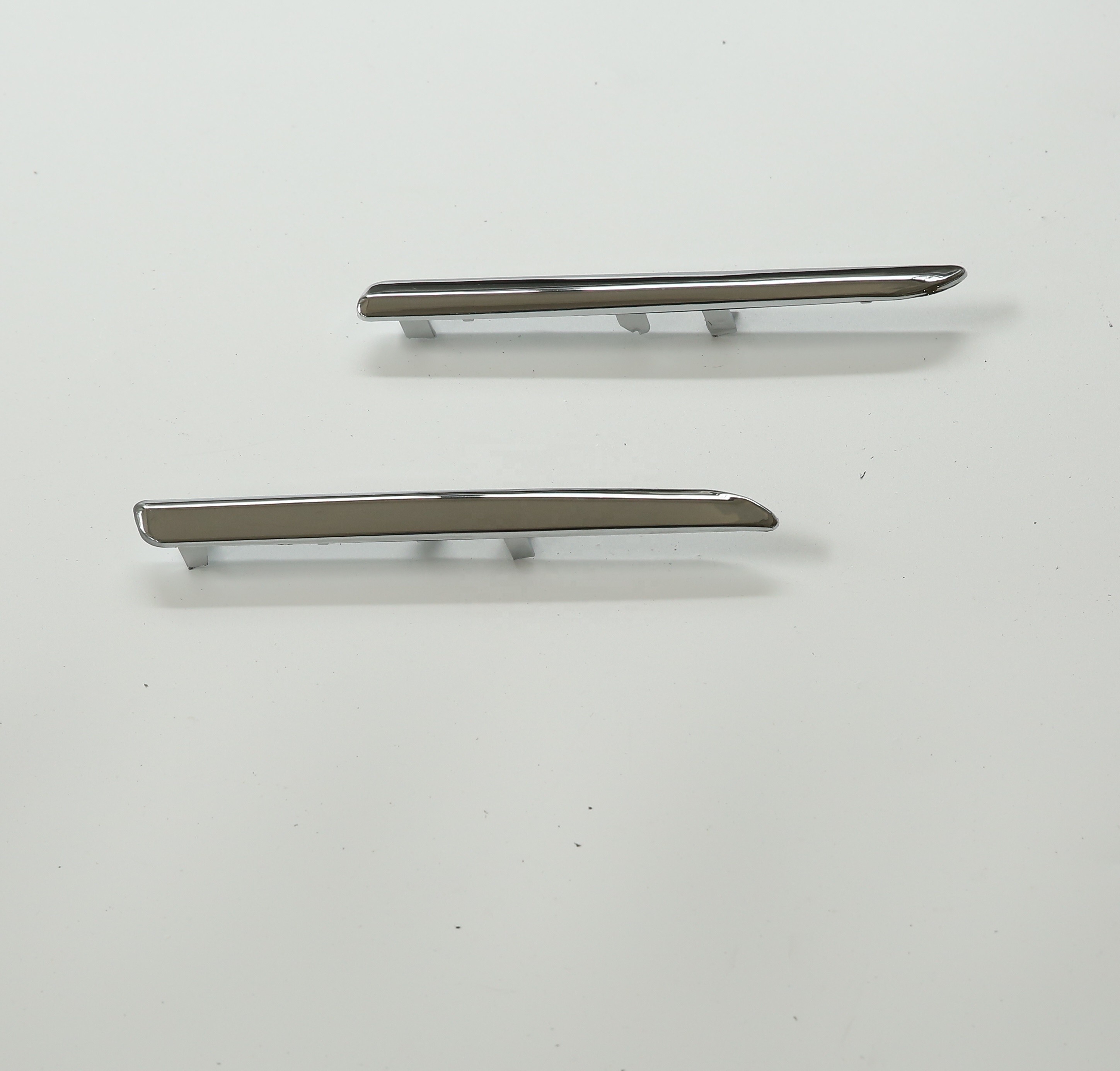 VW Passat Auto Body Front Car Bumper Strips Protector Replacement Auto Body Parts