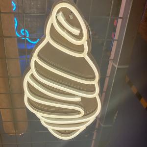 Wholesale Croissant horn package neon sign wall lighting deco led neon flex tube from china suppliers