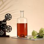 Clear Empty Whiskey Glass Bottle for Beverage 500ml 700ml 750ml 1000ml Cylinder