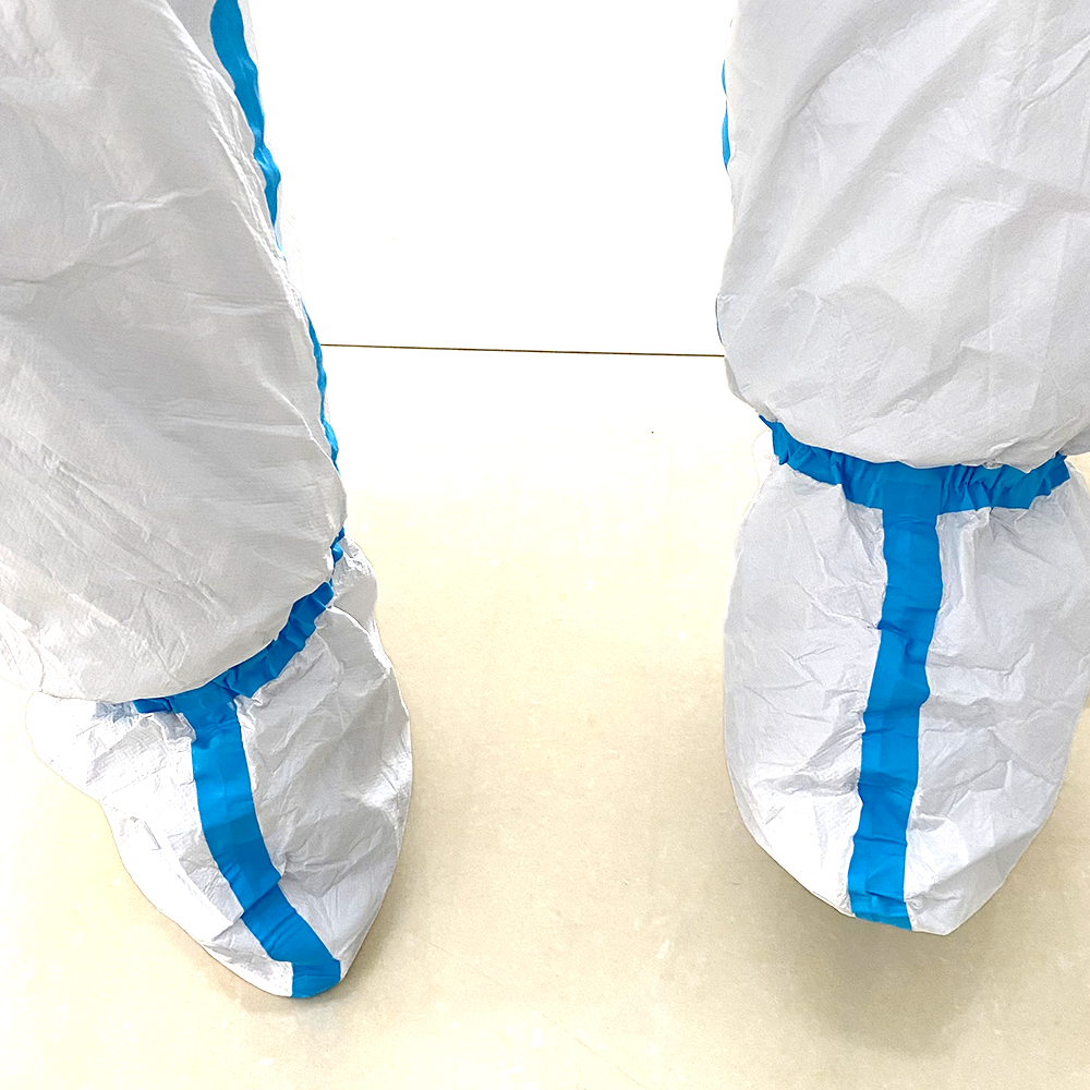 Non Slip Surgical Boot Cover SF Microporous Film Disposable Shoe Covers For Health