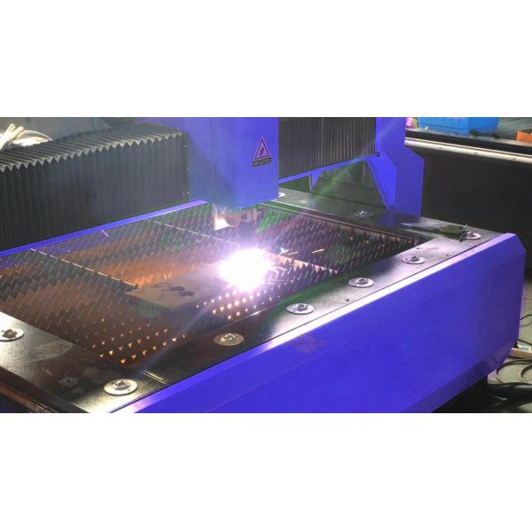 KC1325 CNC plasma cutting machine