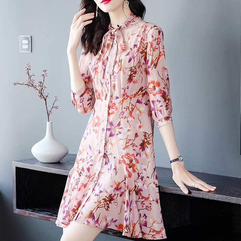 Pleated Flower Mulberry Silk Pajamas , OEM A Line Plus Size Silk Nightie