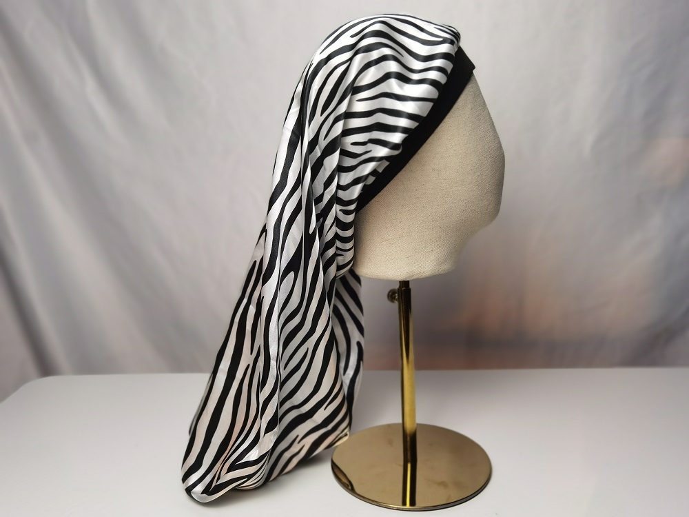 Hot Stamping Satin Hair Bonnet , 50cm Elastic Sleep Cap For Long Hair