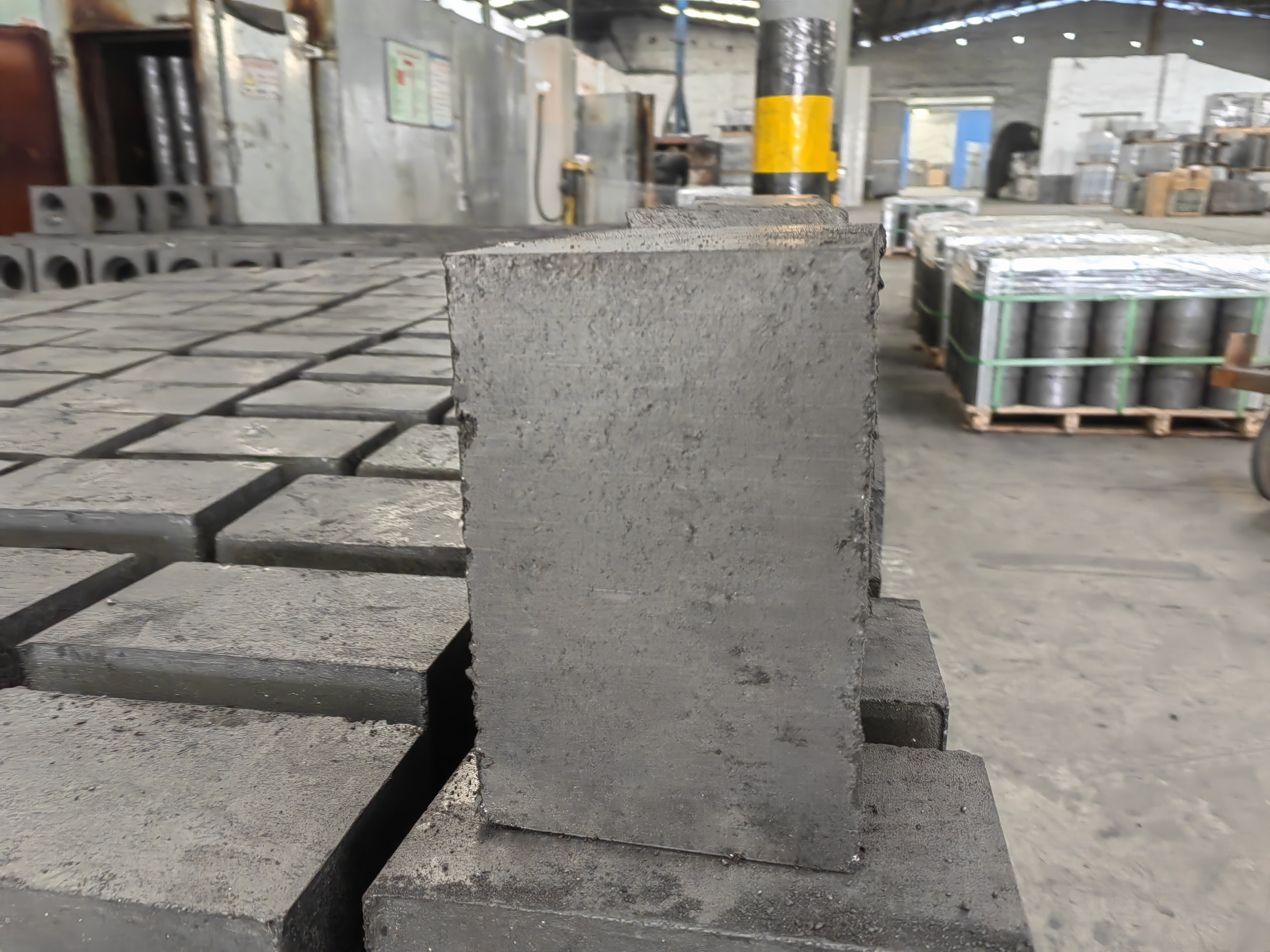 Continuous Casting Tundish Well Block Refractories