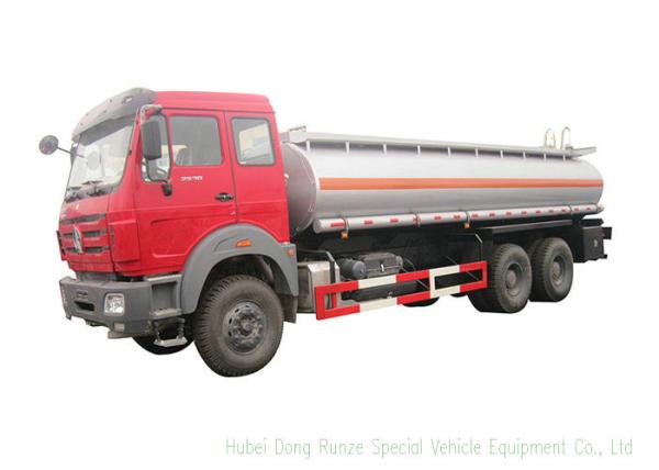 18000L 6x6 / 6x4 Offroad Liquid Tank Truck For Petroleum Oil / Gasoline / Petrol