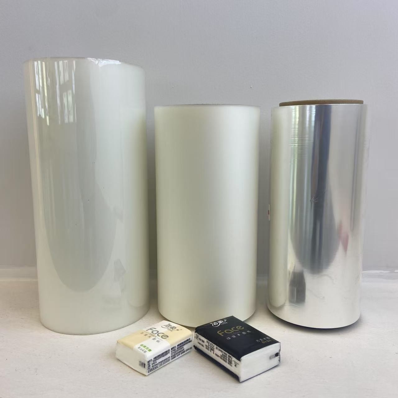 Unprinted BOPP Plastic Film Heat Sealable Packaging Film Moisture Proof