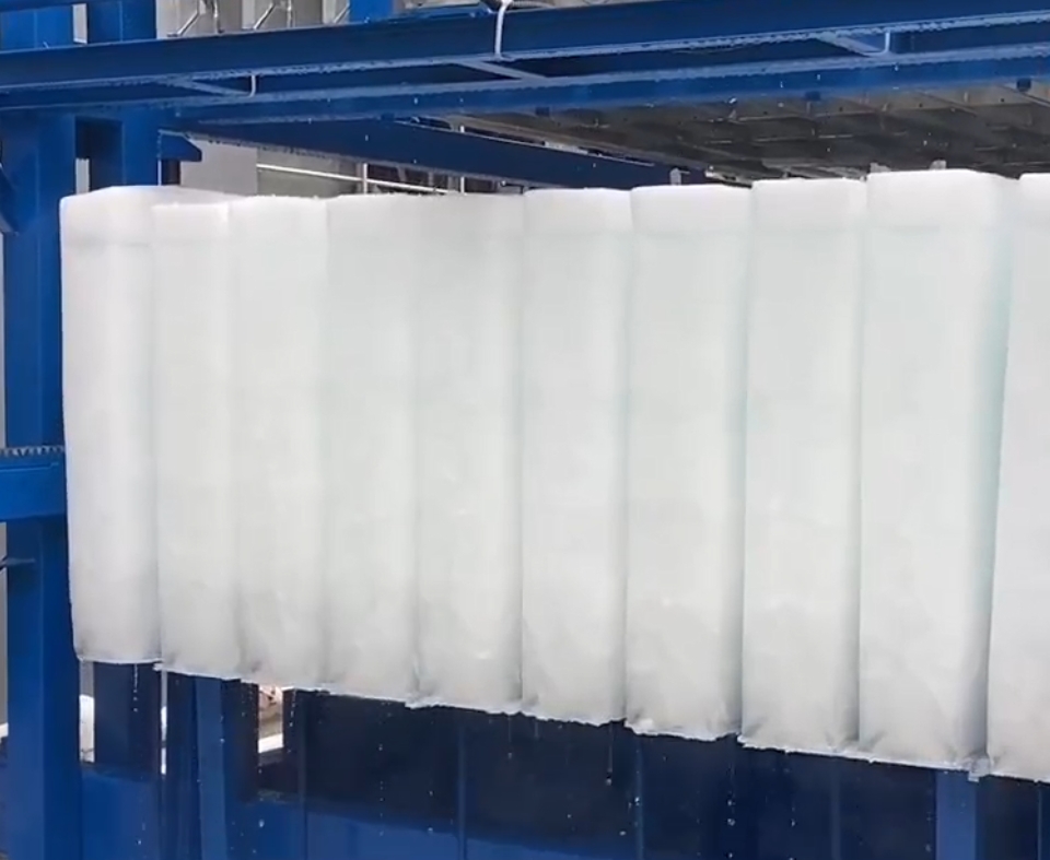 920 kg Operating Weight 1 Ton Daily Output Commercial and Industrial Block Ice Making Machine for Food Shop