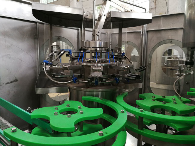 Stainless Steel 8000BPH Mineral Automatic Bottle Filling Machine